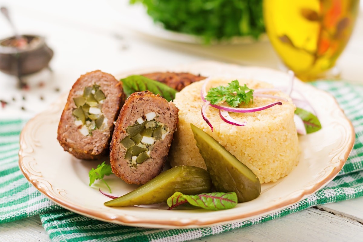 Belarusian stuffed beef rolls